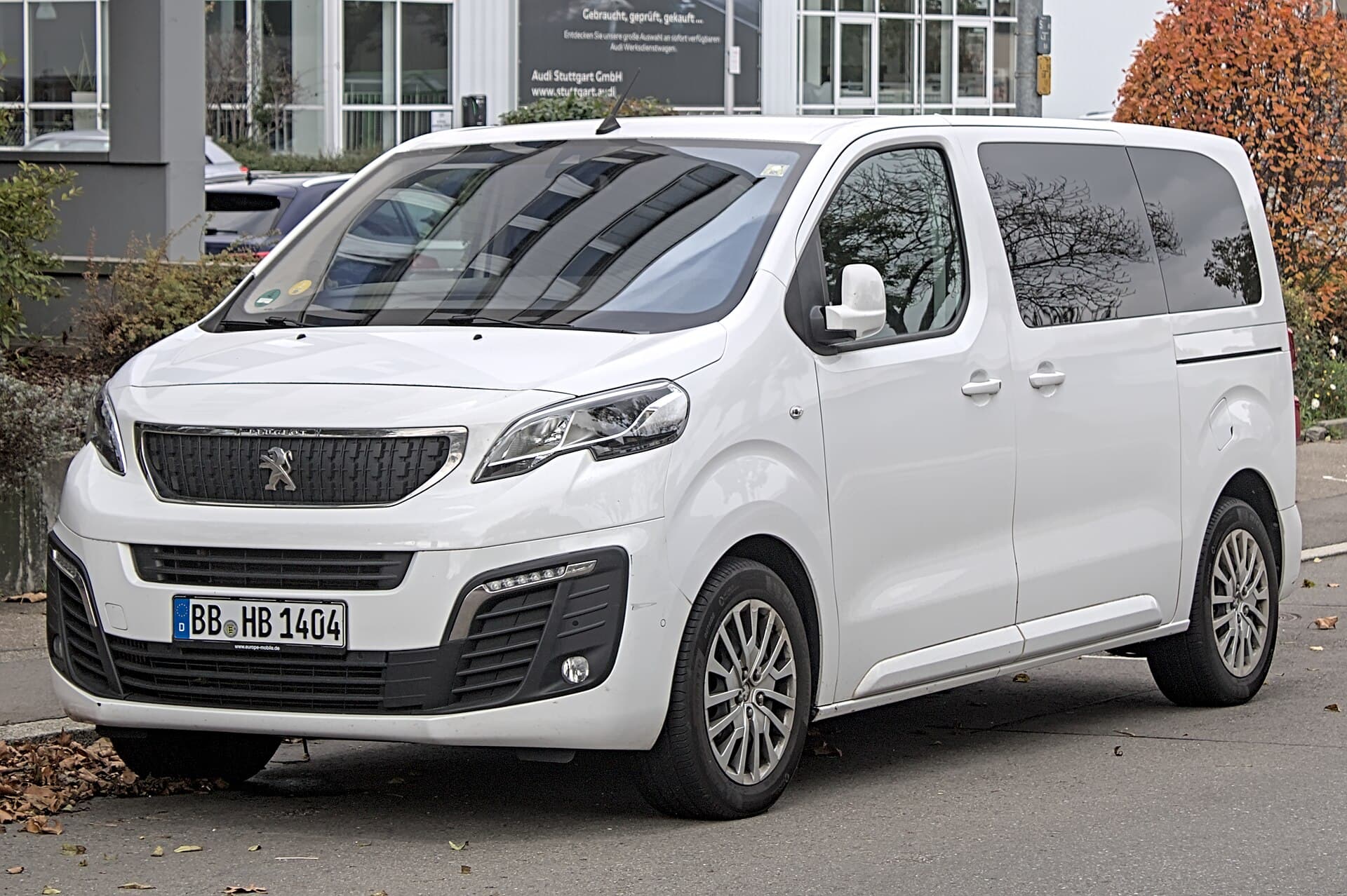 Peugeot Traveller privatleasing