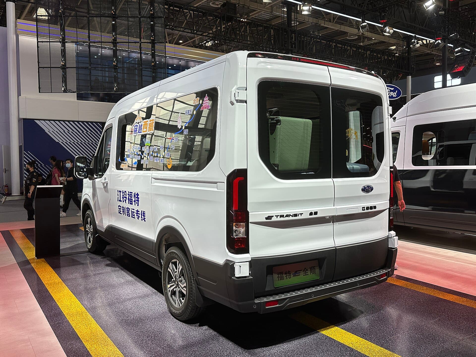 Ford E-Transit privatleasing